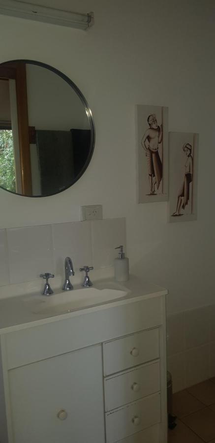 Samurai Beach Bungalows One Mile ภายนอก รูปภาพ
