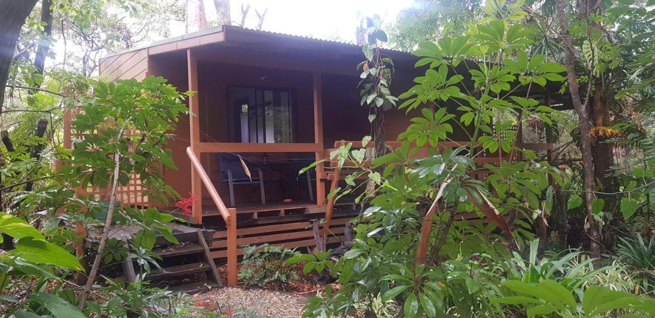 Samurai Beach Bungalows One Mile ภายนอก รูปภาพ