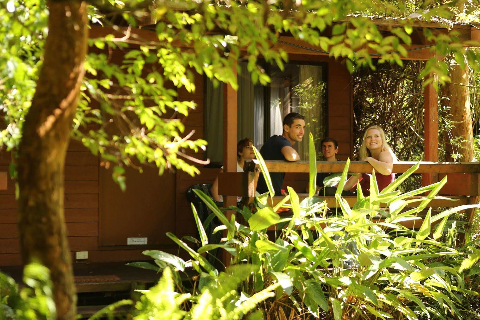 Samurai Beach Bungalows One Mile ภายนอก รูปภาพ